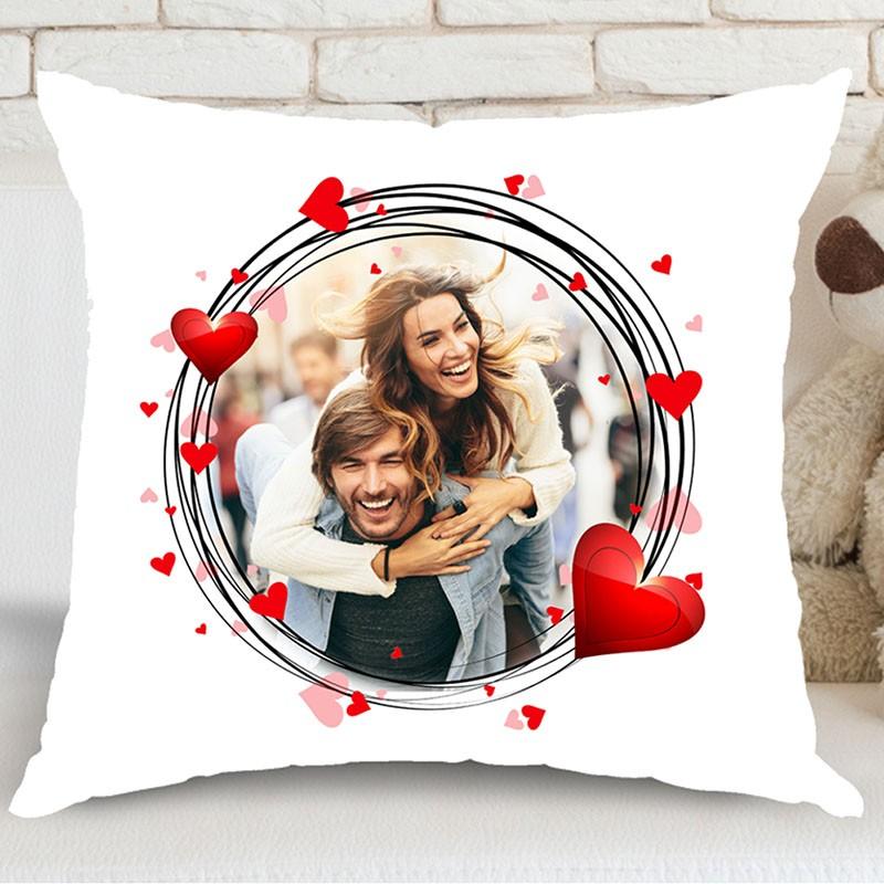 μαξιλάρι καρδούλες σε στεφάνι