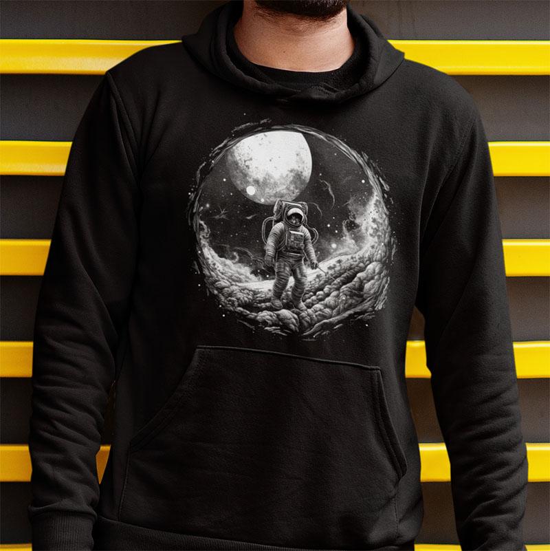 μαύρο hoodie αστροναύτης στη σελήνη
