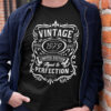 μαύρο t-shirt Vintage Birthday με τη δική σου ημερομηνία γέννησης.